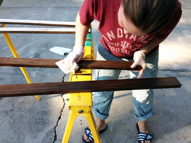 Staining RH Flag Frame